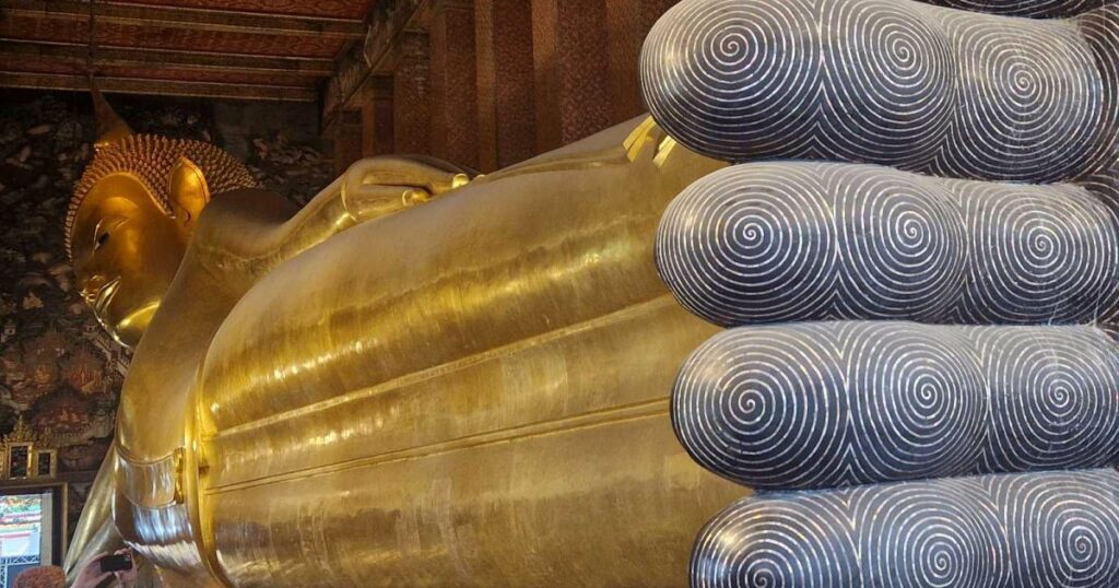 Tajland, Wat Pho, Turisticka Prizma
