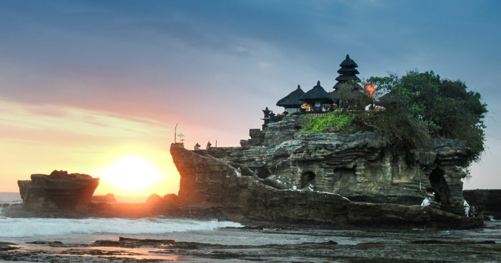 Hram Tanah Lot, Bali - Indonezija