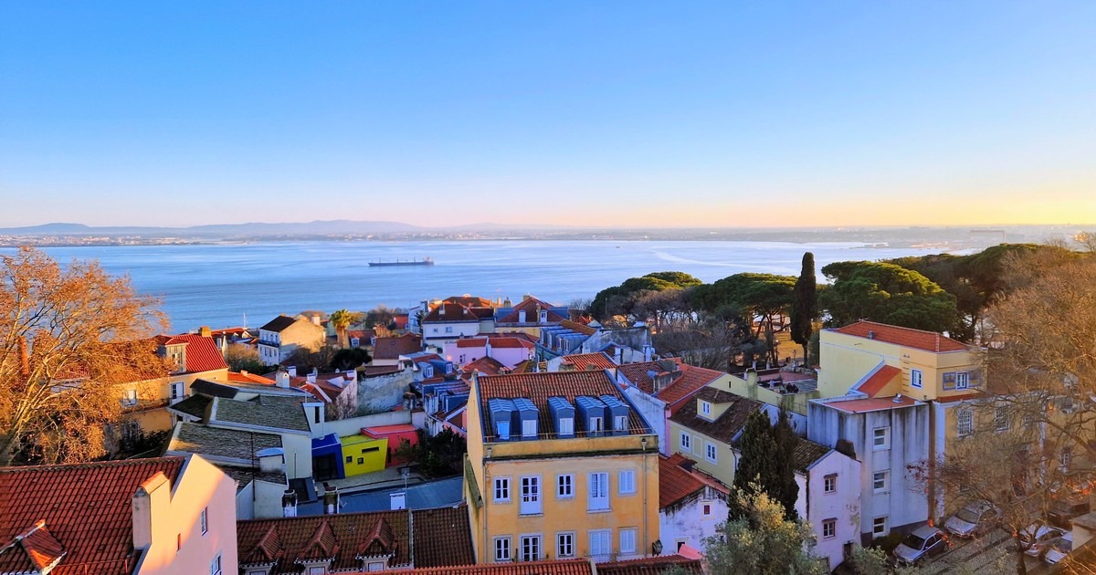 Zalazak Sunca u s brda Sao Žorže, Lisabon - Portugalija
